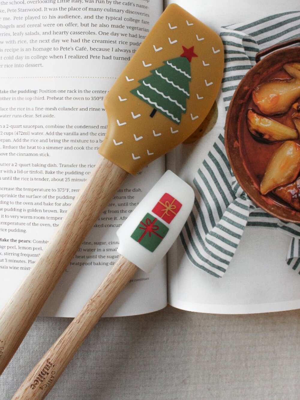 NWT Holiday Spatula Set (Large & Mini) with Wood Handle